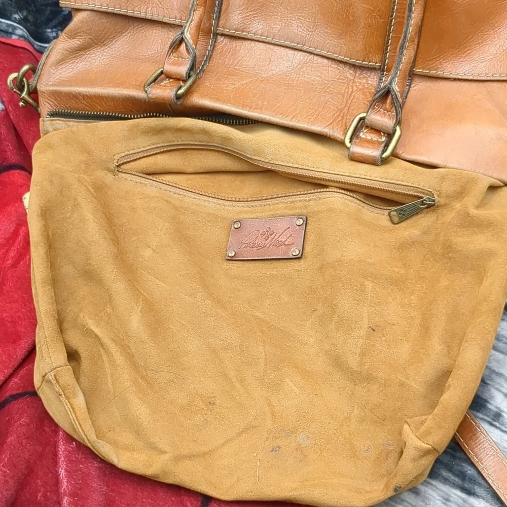 Carducci pocket Tote